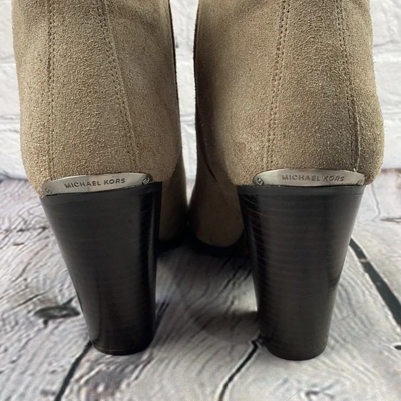 MICHEAL KORS Tan Suede High Heel Slip On Ankle Boots - Picture 16 of 17